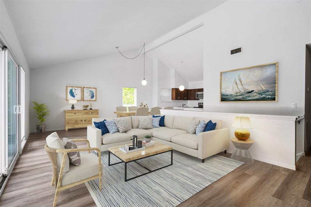 80 Lakeview Village