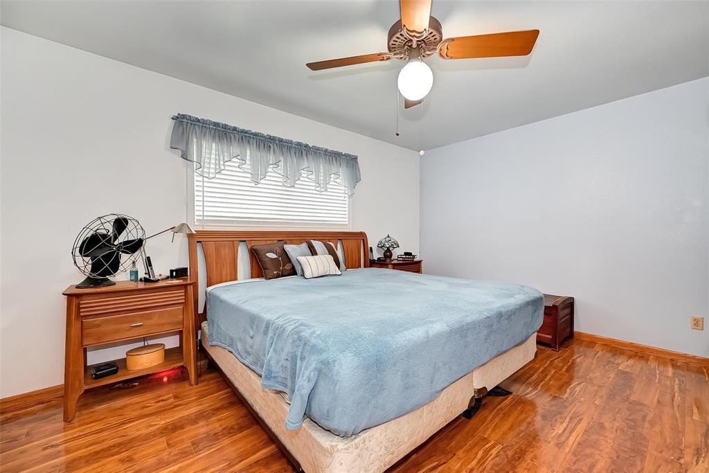 Photo 18 of 29 of 14407 Foxford Way house