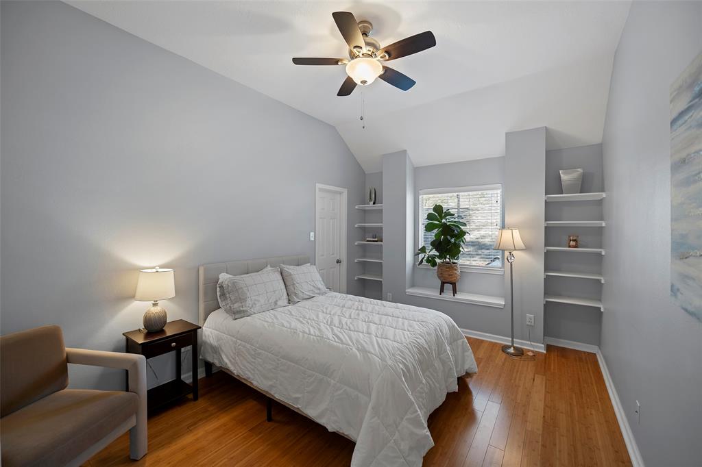 5918 Capella Park Drive, Spring, Texas image 28