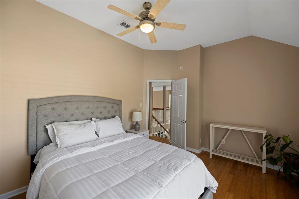 5918 Capella Park Drive, Spring, Texas image 27