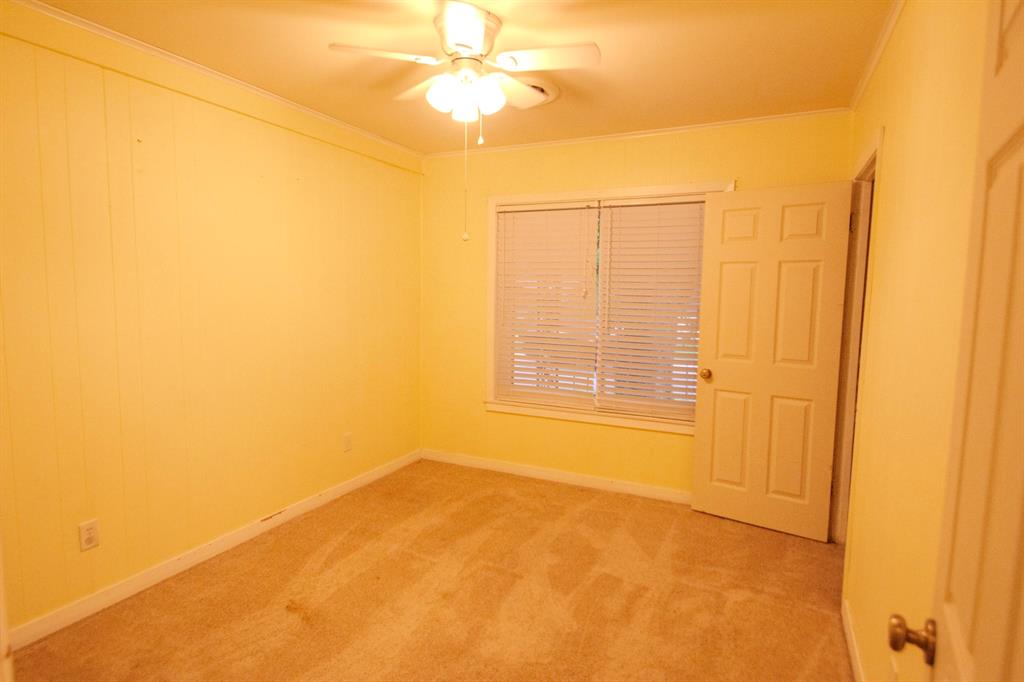 804 S Chappell Hill Street, Brenham, Texas image 24