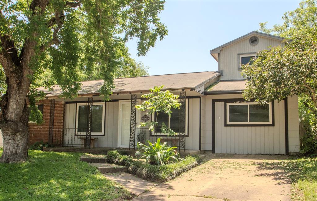 804 S Chappell Hill Street, Brenham, Texas image 1