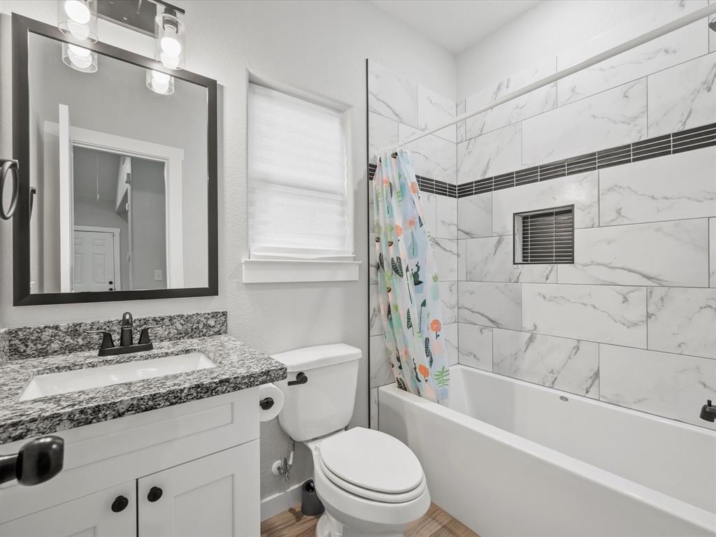 16322 Crockett Martin Estates Drive, Conroe, Texas image 13