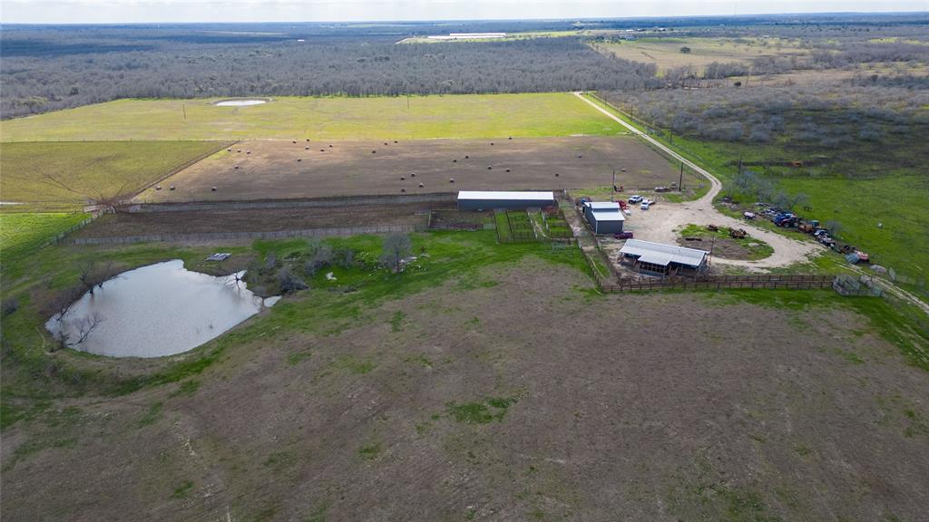 62 County Road 448, Waelder, Texas image 41