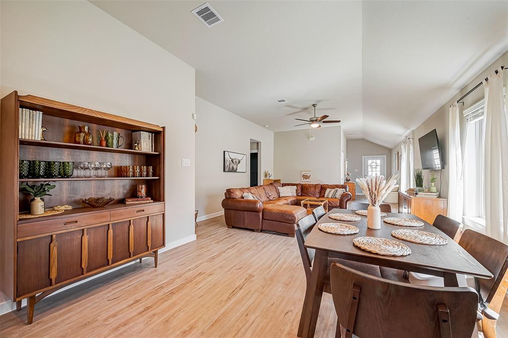 2470 Saddlecreek, Alvin, Texas image 15