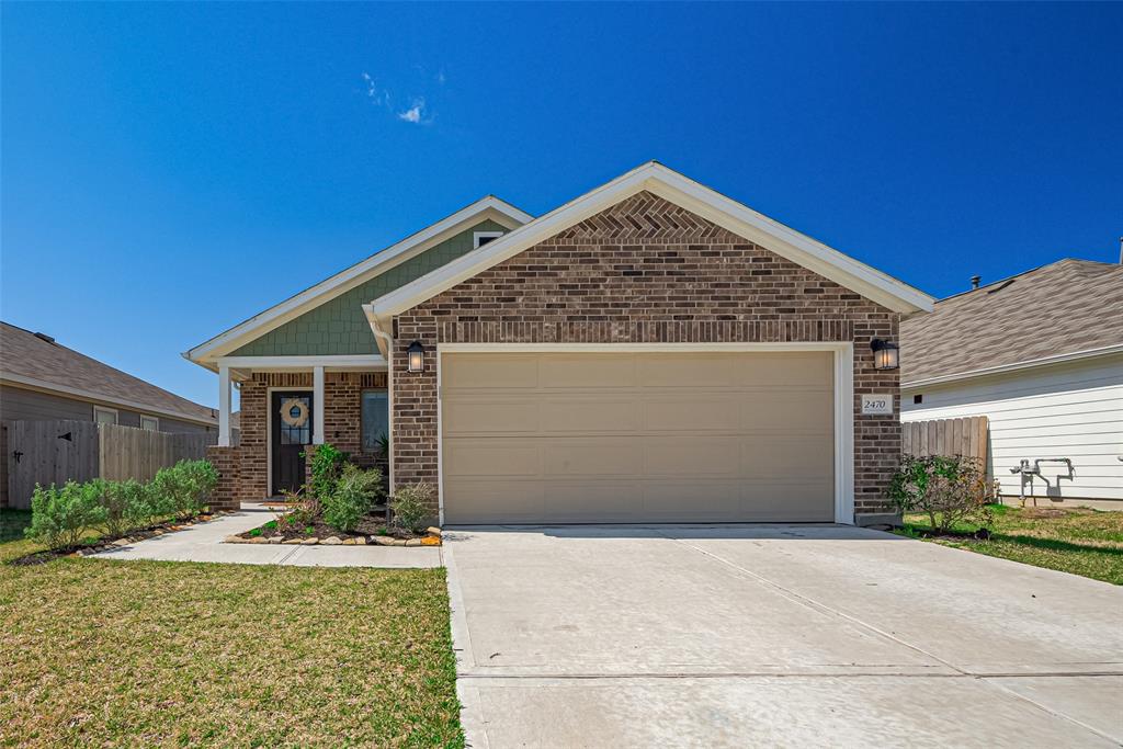 2470 Saddlecreek, Alvin, Texas image 1