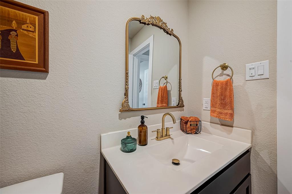 2470 Saddlecreek, Alvin, Texas image 38