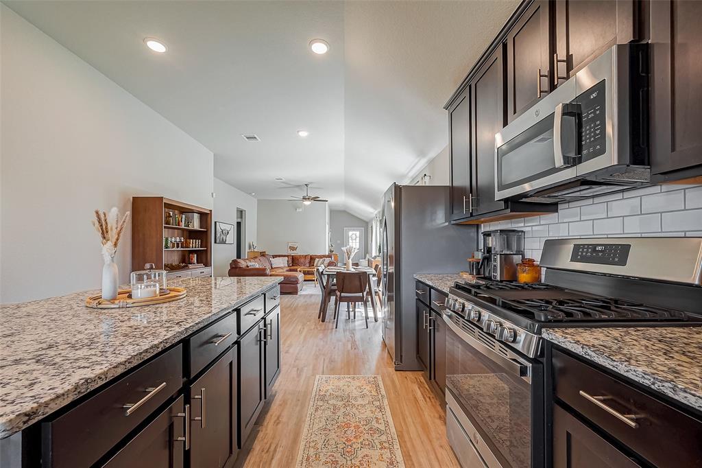 2470 Saddlecreek, Alvin, Texas image 19