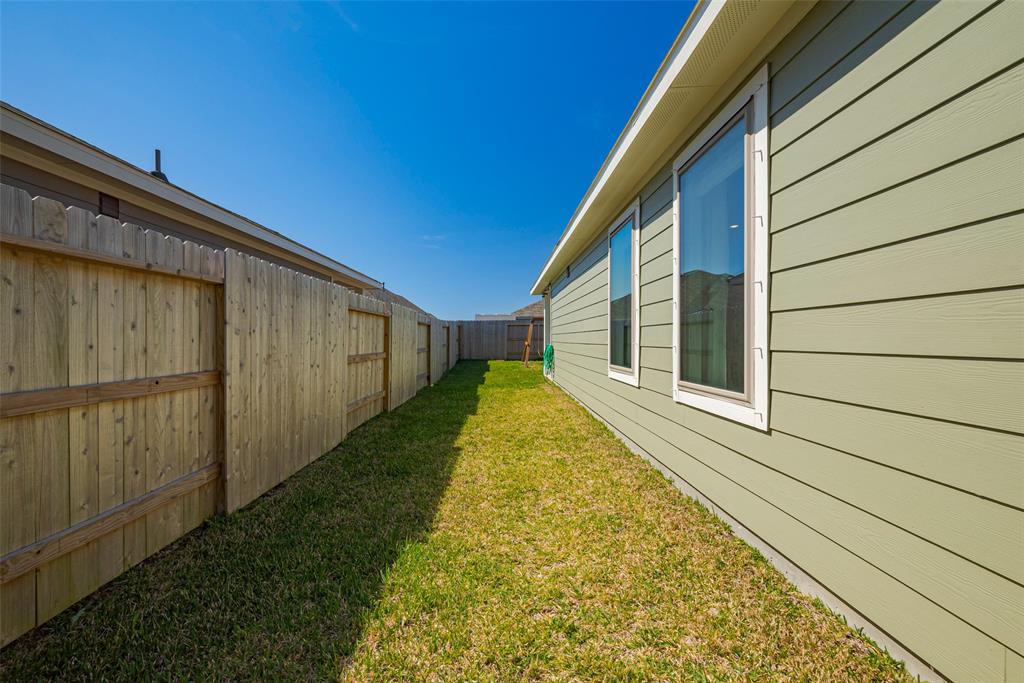 2470 Saddlecreek, Alvin, Texas image 41