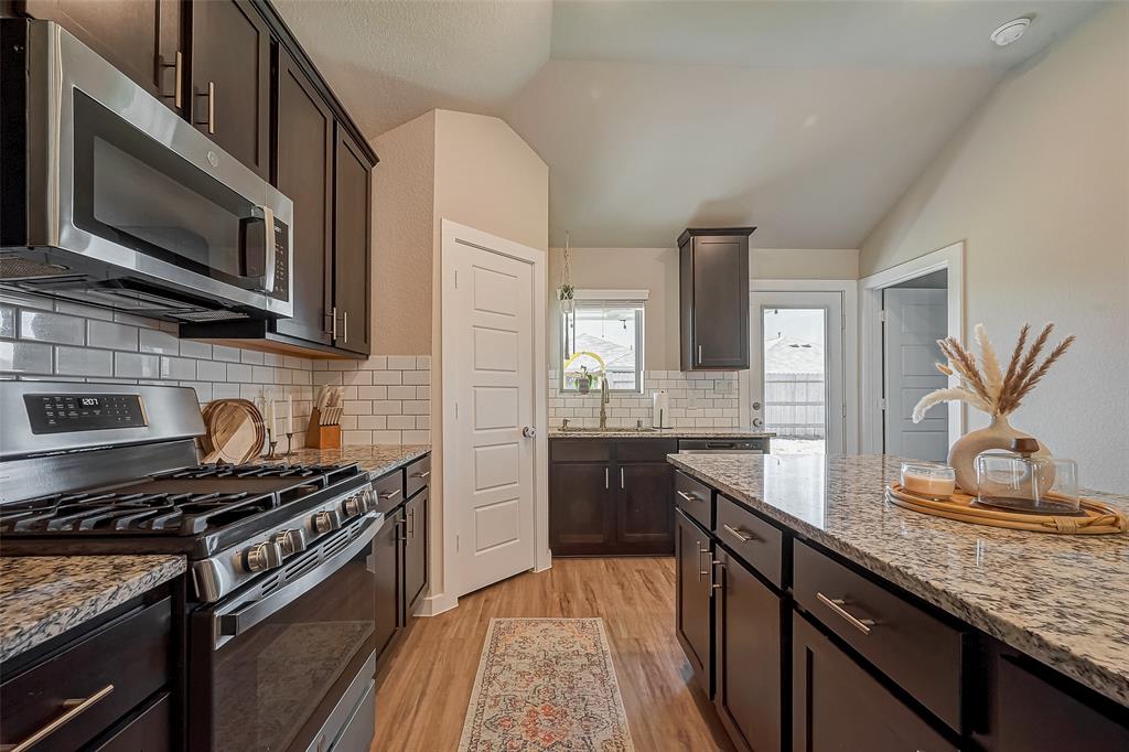 2470 Saddlecreek, Alvin, Texas image 21