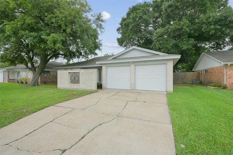 Single Family Residence in Houston TX 11223 Sageland Drive.jpg