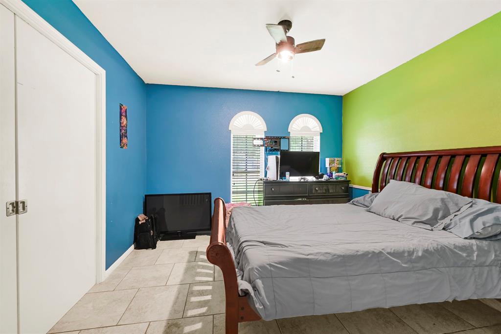 312 Narcissus Street, Lake Jackson, Texas image 11