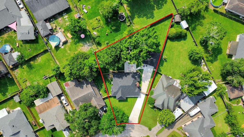 509 W Nottingham Drive, League City, Texas image 27