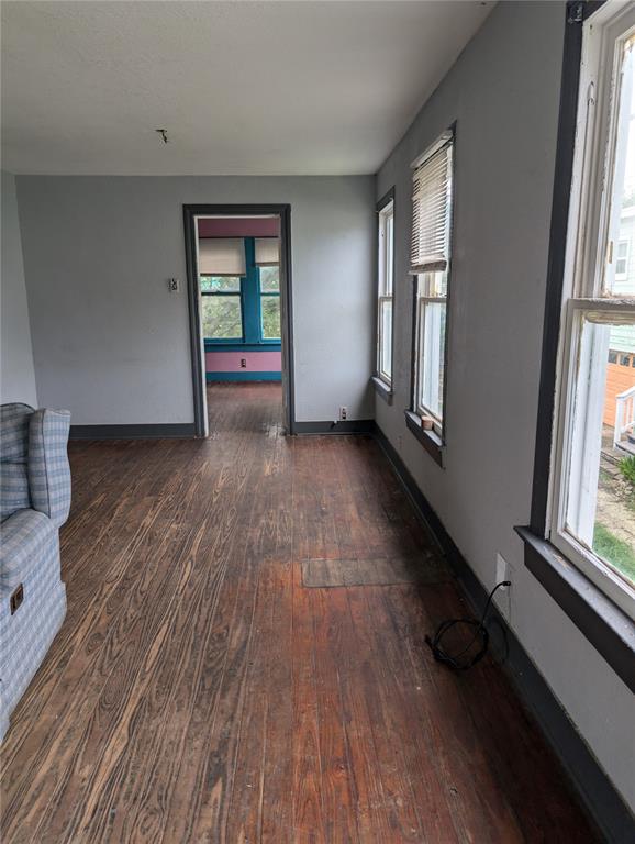 1912 52nd Street, Galveston, Texas image 2