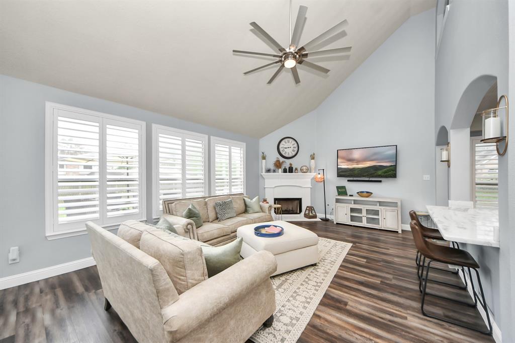 8202 Pinewood Canyon Lane, Humble, Texas image 17