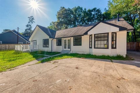 A home in Conroe