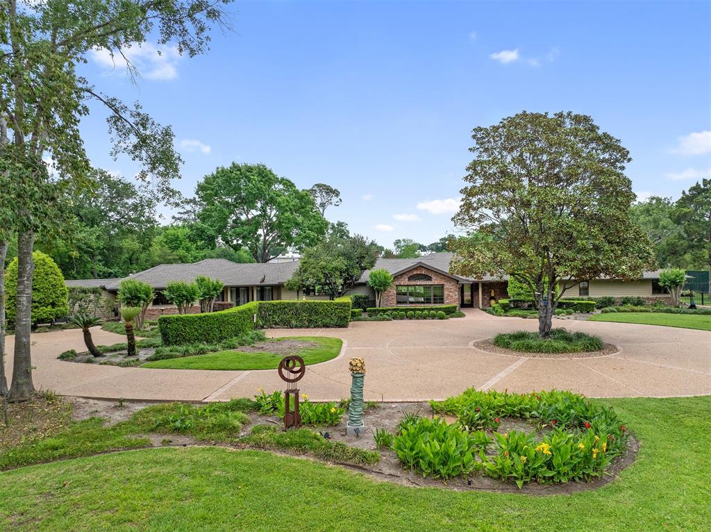 12 E Rivercrest Drive, Houston, Texas image 1