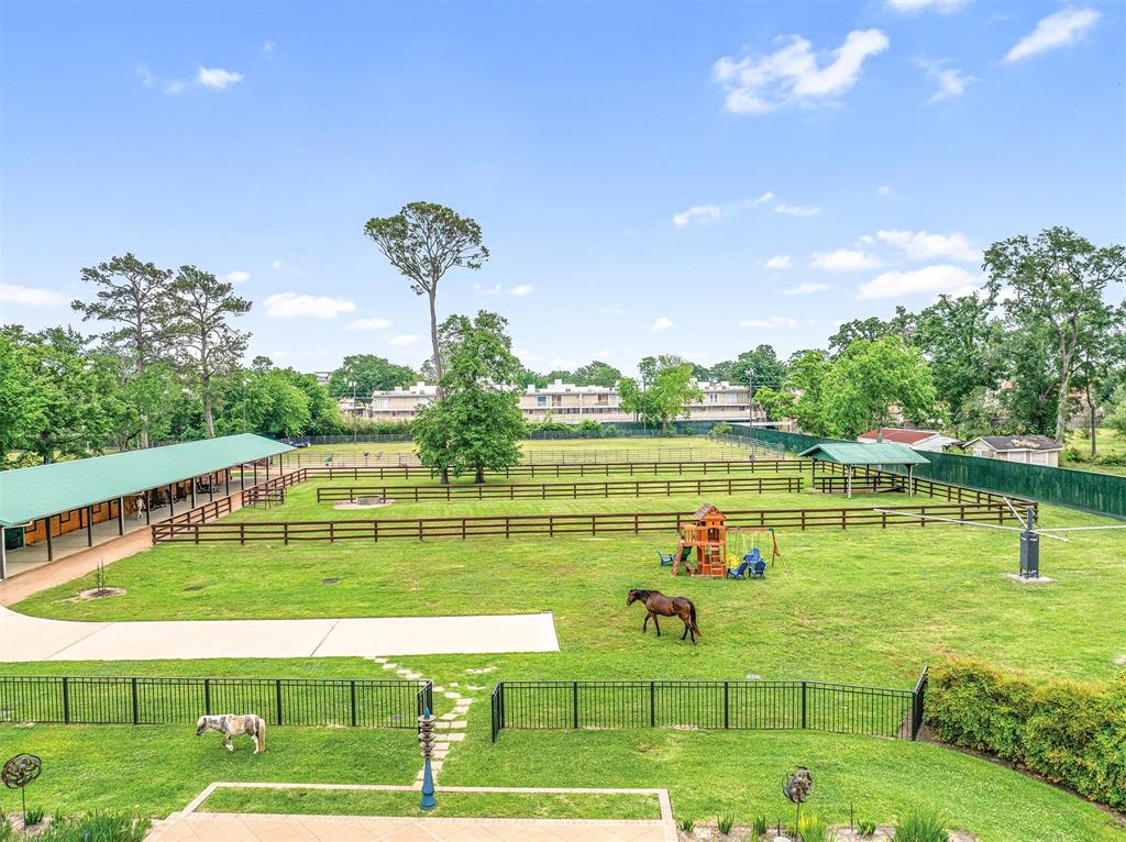 12 E Rivercrest Drive, Houston, Texas image 39
