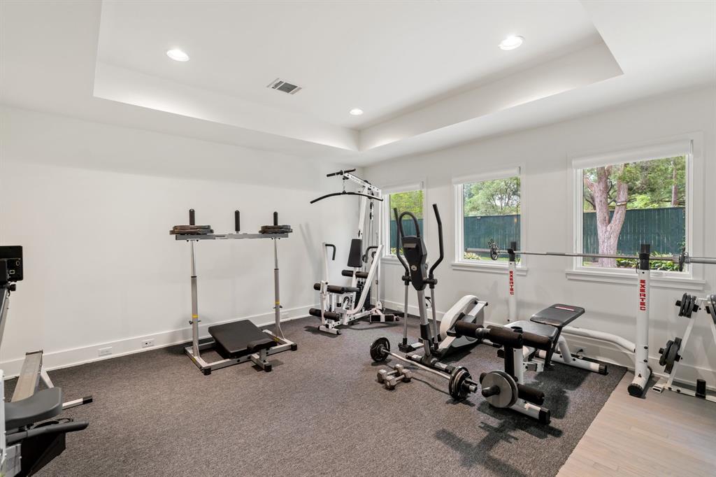 12 E Rivercrest Drive, Houston, Texas image 27