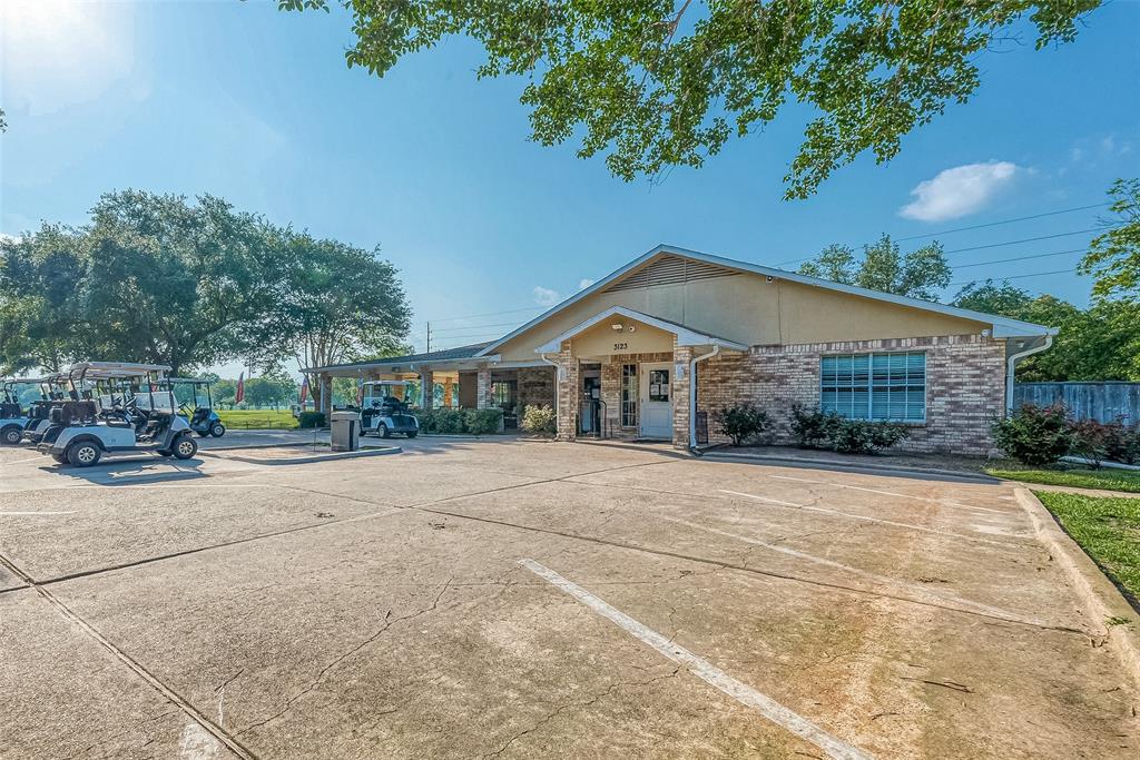 907 Country Place Boulevard, Pearland, Texas image 35