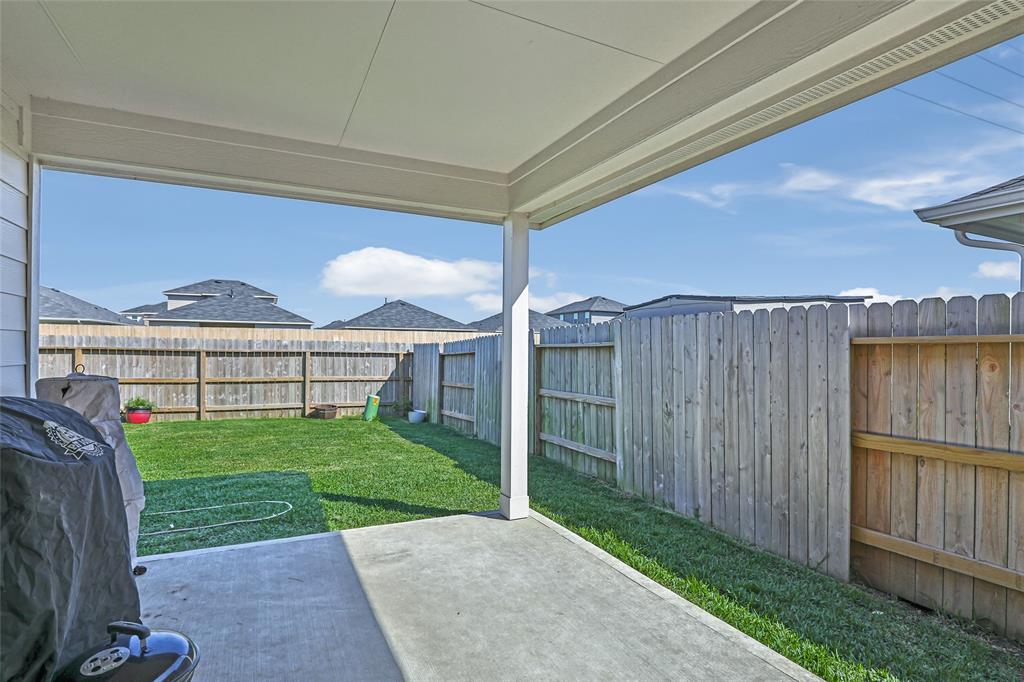 17718 Sommerset Falls Lane, Crosby, Texas image 28