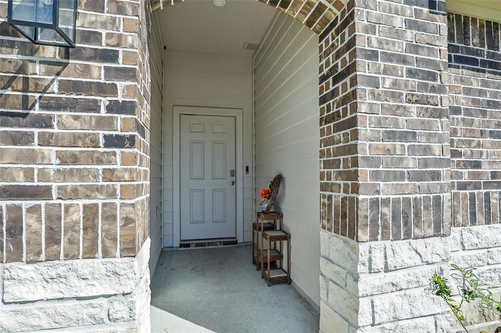 17718 Sommerset Falls Lane, Crosby, Texas image 4