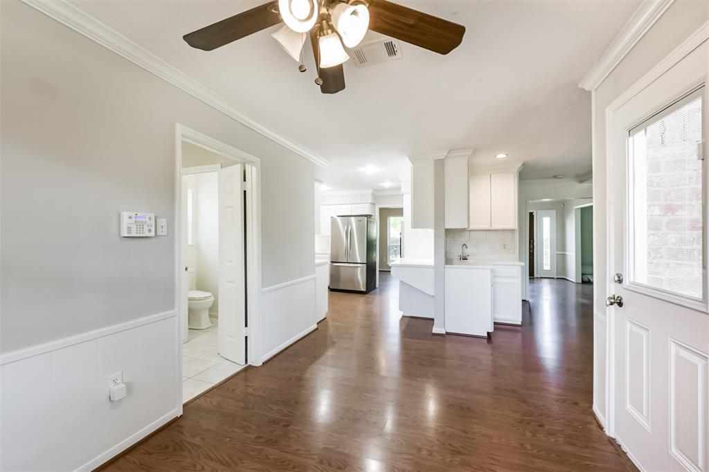 13919 Wickersham Lane, Houston, Texas image 9