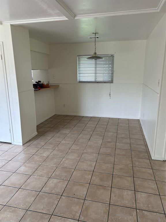 4315 Woodmont Dr