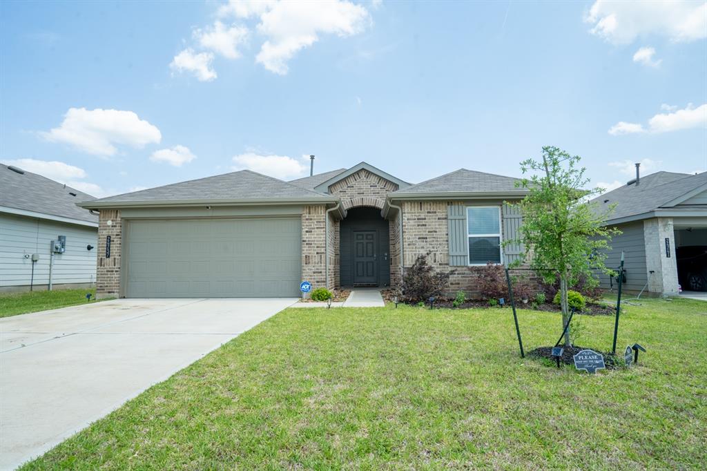 24737 Mountain Tree Drive, Magnolia, Texas image 1