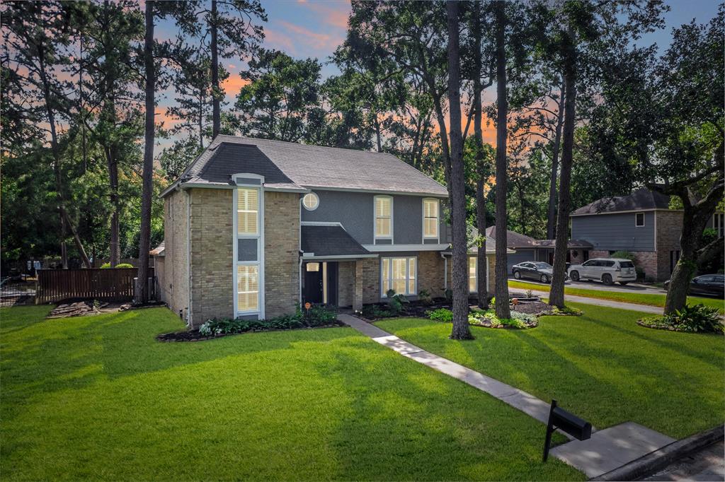 1339 Trailwood Village Drive Dr, Kingwood, Texas image 3