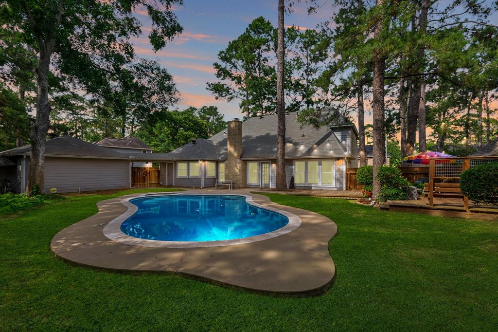 1339 Trailwood Village Drive Dr, Kingwood, Texas image 1