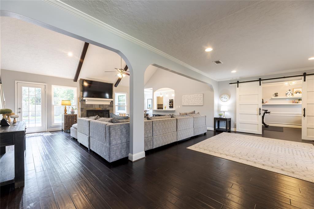 1339 Trailwood Village Drive Dr, Kingwood, Texas image 10