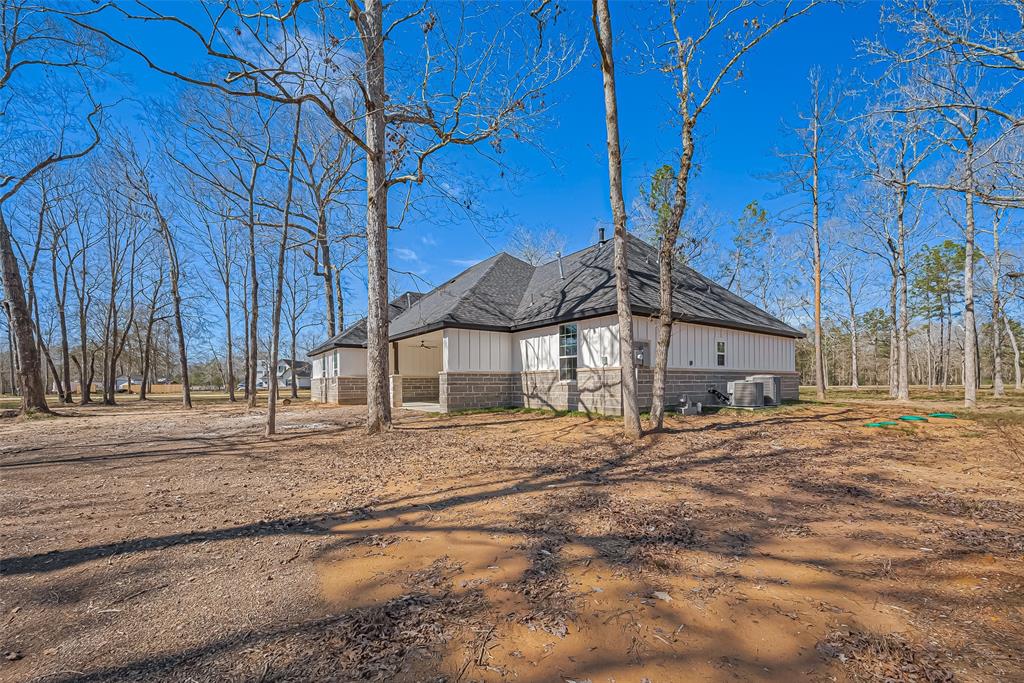 21121 Grant Lake Circle, Cleveland, Texas image 41