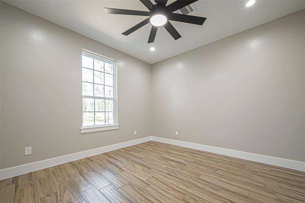 21121 Grant Lake Circle, Cleveland, Texas image 17