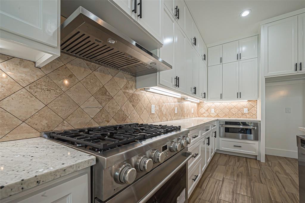 21121 Grant Lake Circle, Cleveland, Texas image 12