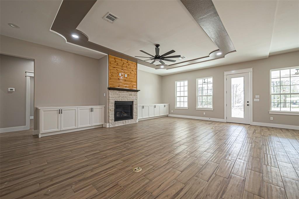 21121 Grant Lake Circle, Cleveland, Texas image 5