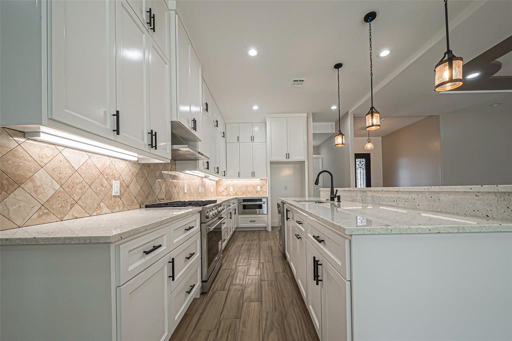 21121 Grant Lake Circle, Cleveland, Texas image 8