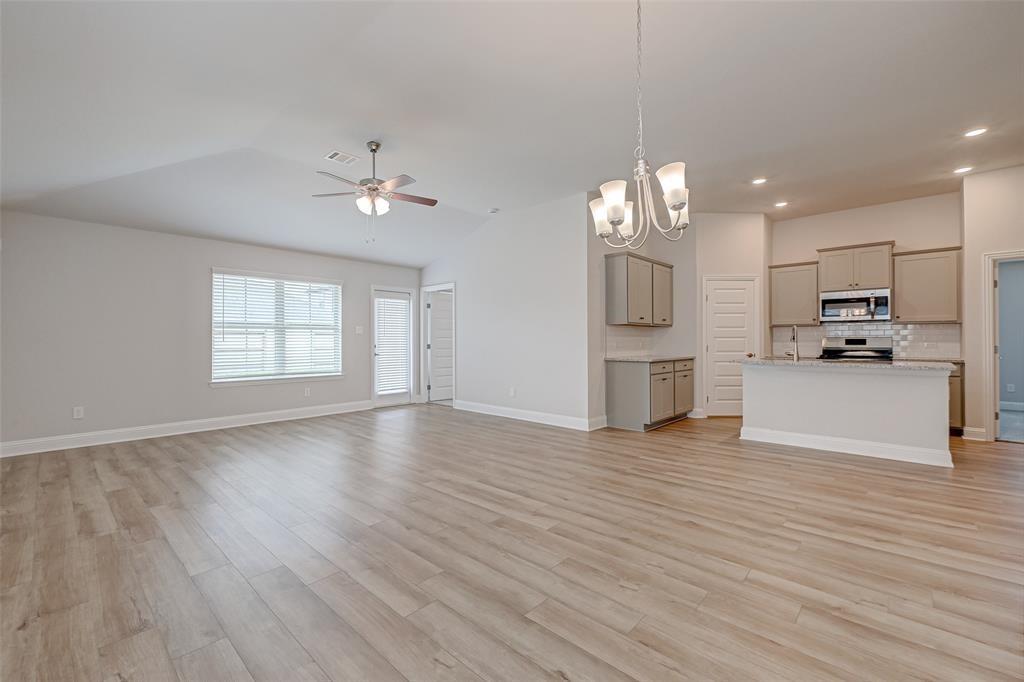 13544 Diamond Reef Lane, Texas City, Texas image 6