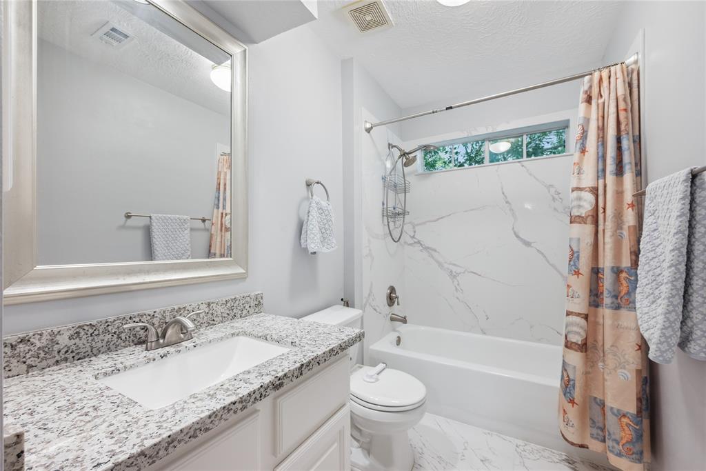 5922 Riverchase Trail, Kingwood, Texas image 33
