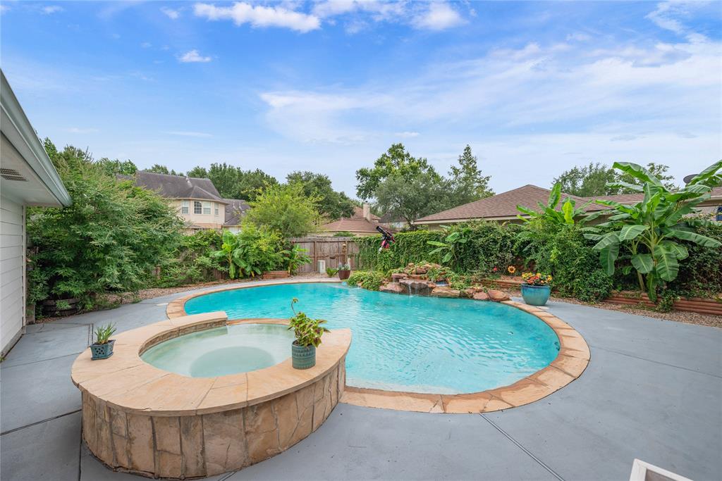 5922 Riverchase Trail, Kingwood, Texas image 4