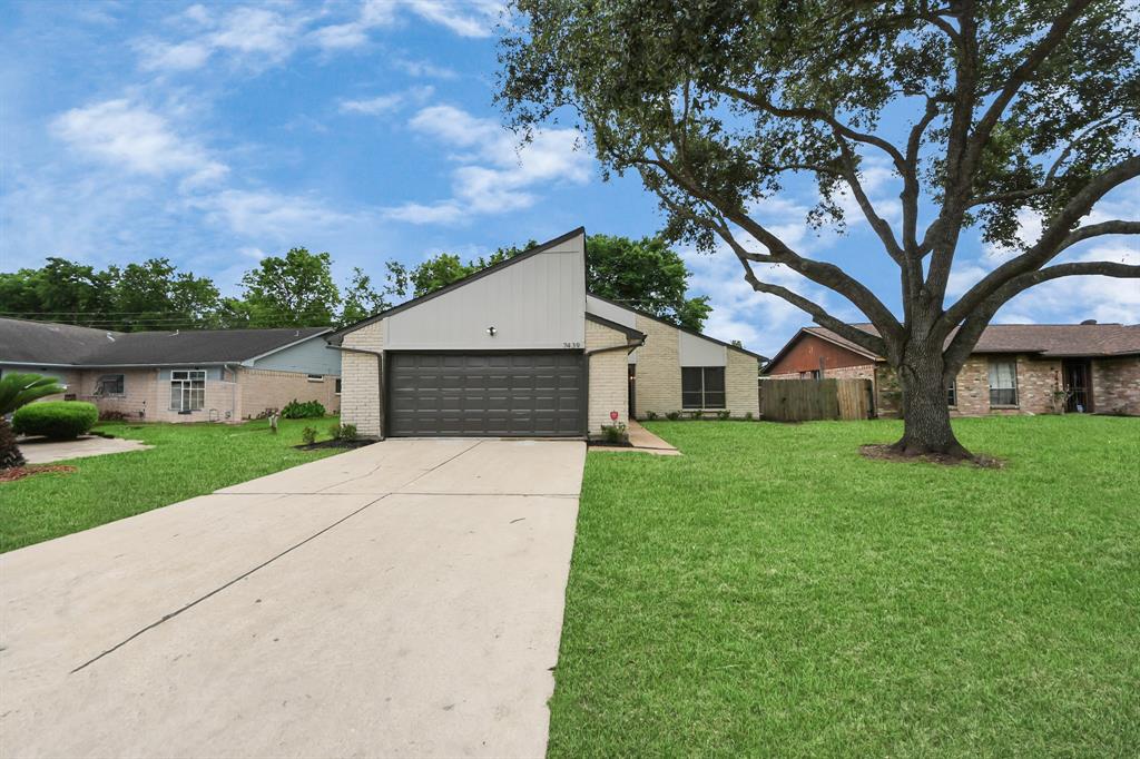 7439 Maczali Drive, Missouri City, Texas image 23