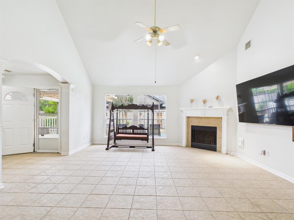 27116 Monarch Wood Drive, Kingwood, Texas image 17