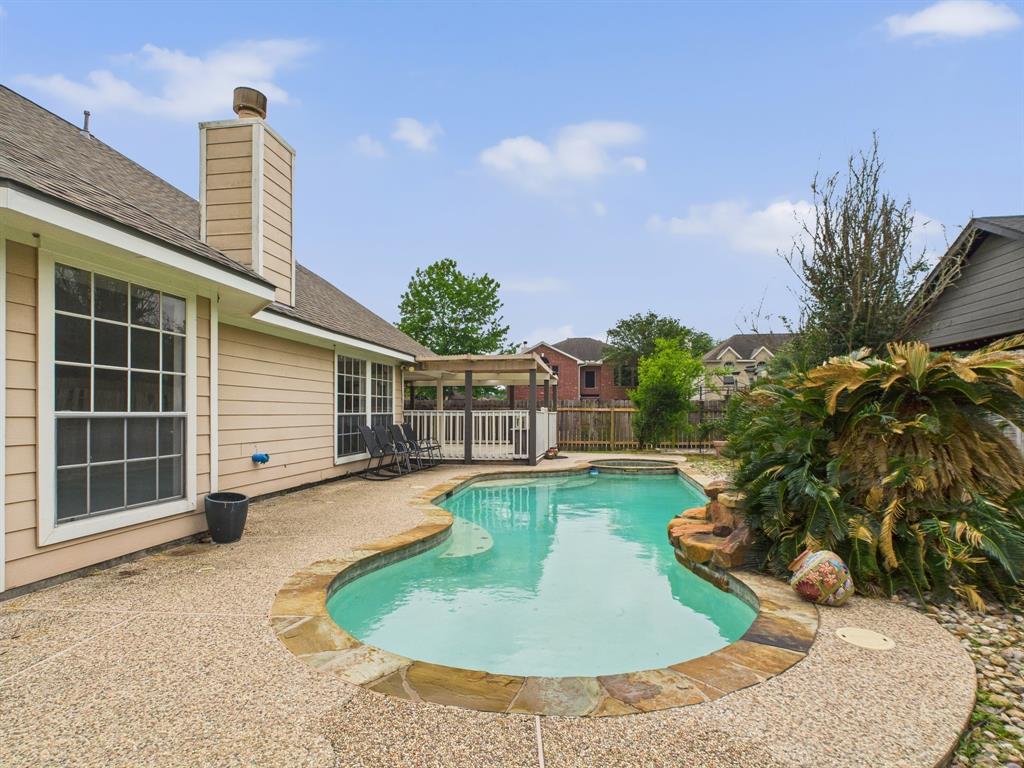 27116 Monarch Wood Drive, Kingwood, Texas image 2