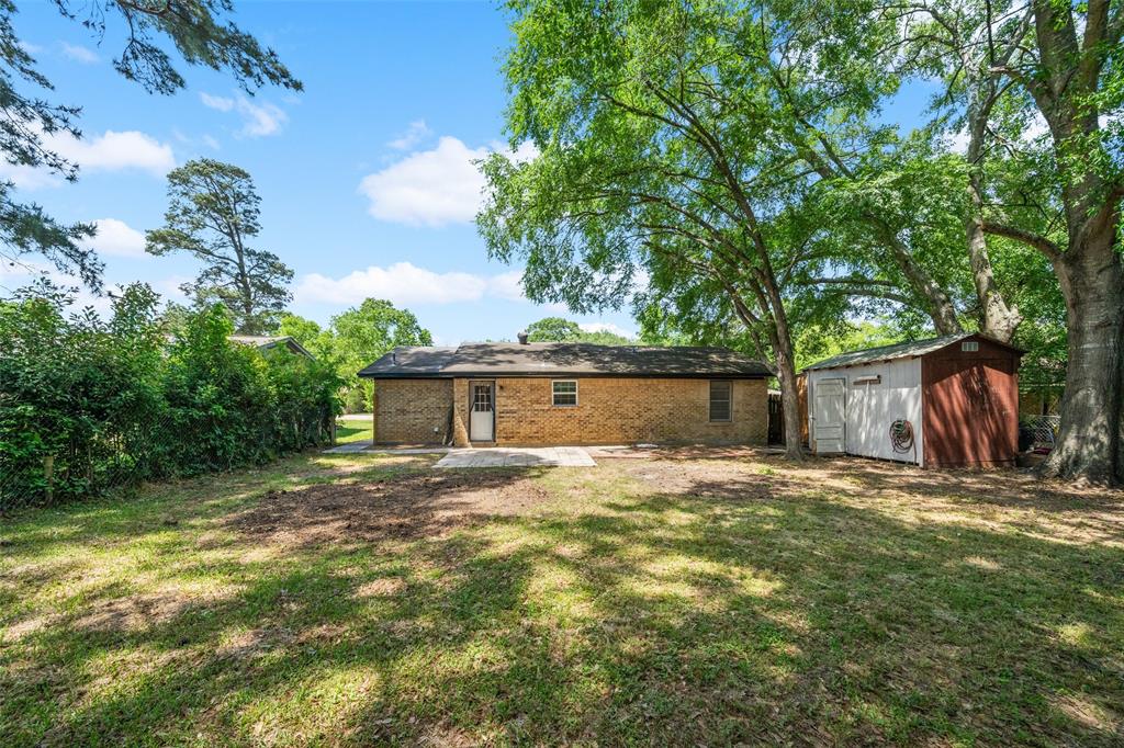 204 N Shirley Lane, Willis, Texas image 18