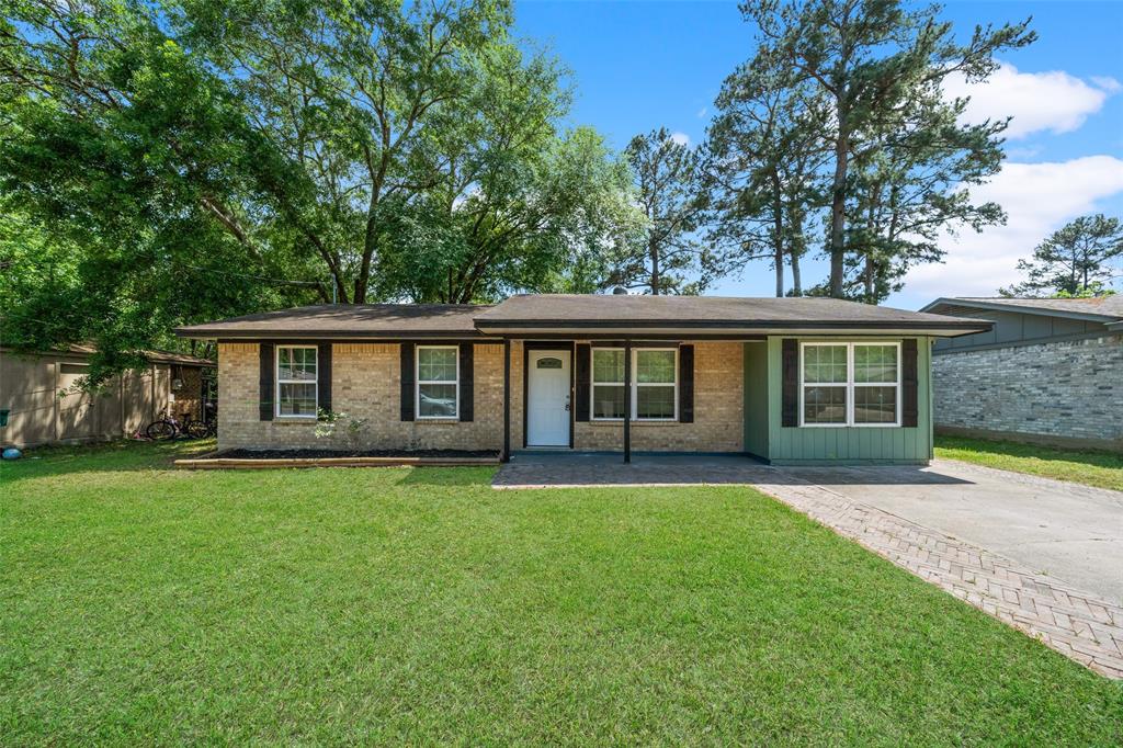 204 N Shirley Lane, Willis, Texas image 2