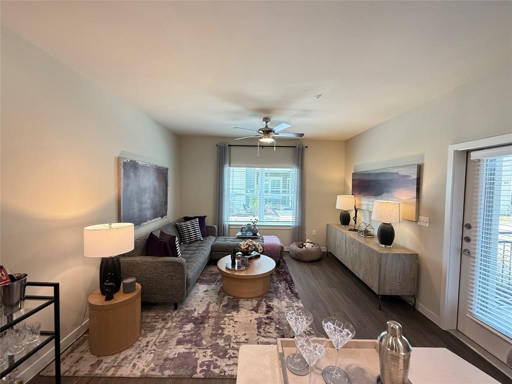 2102 Antoine Drive 3314
