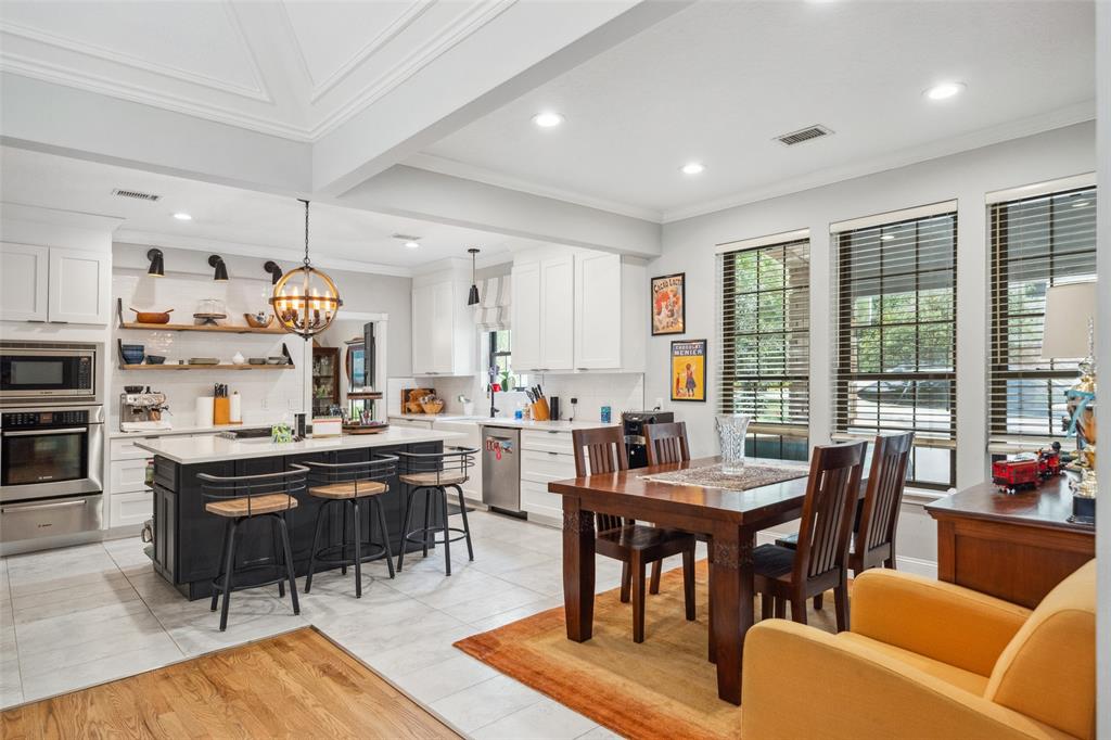 10 Firefall Court, The Woodlands, Texas image 17