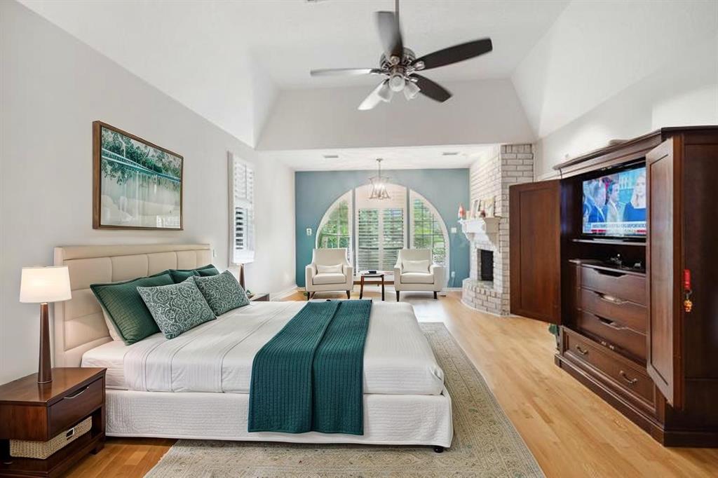 10 Firefall Court, The Woodlands, Texas image 18