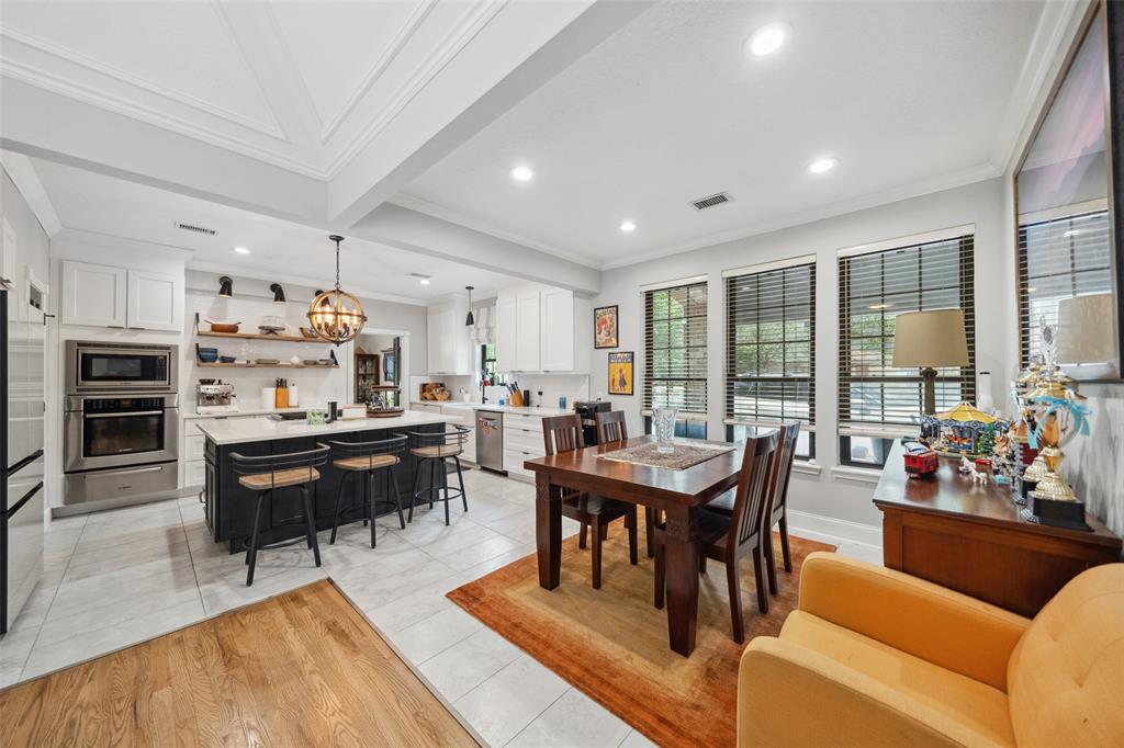 10 Firefall Court, The Woodlands, Texas image 16