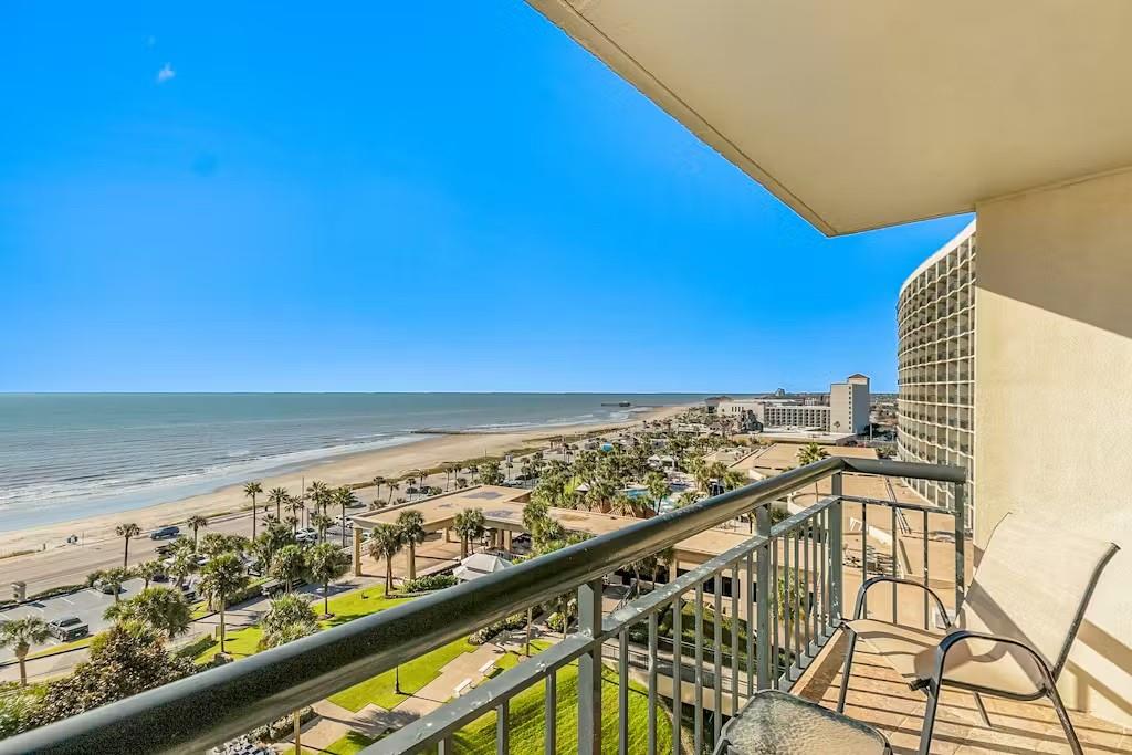 5220 Seawall Boulevard #1035, Galveston, Texas image 1